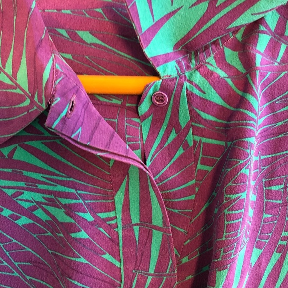 SOLD! MaxMara silk Blouse - Picture 5 of 7